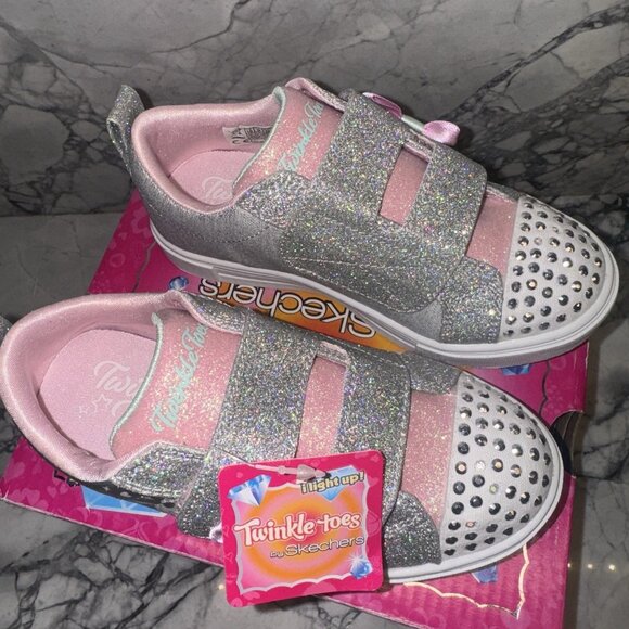 Skechers Toddler Girls Size 10 Silver Pink Twinkle Toes Light Up Sneakers NEW - Picture 2 of 3